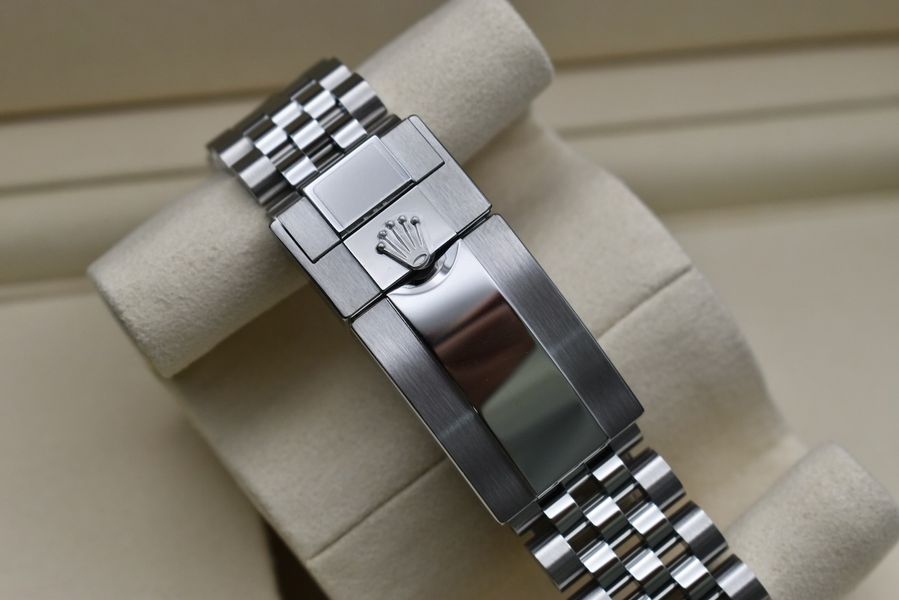 Rolex GMT Master II 126710 GRNR